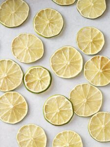 slice dried seedless lime